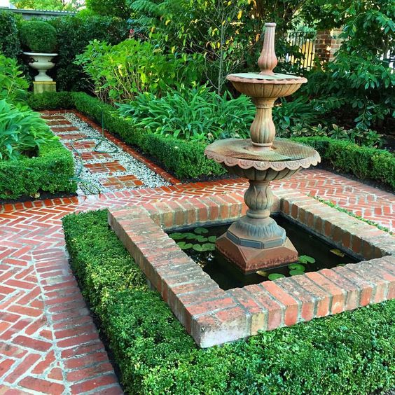Water feature | Featured image for Plants & Pots.